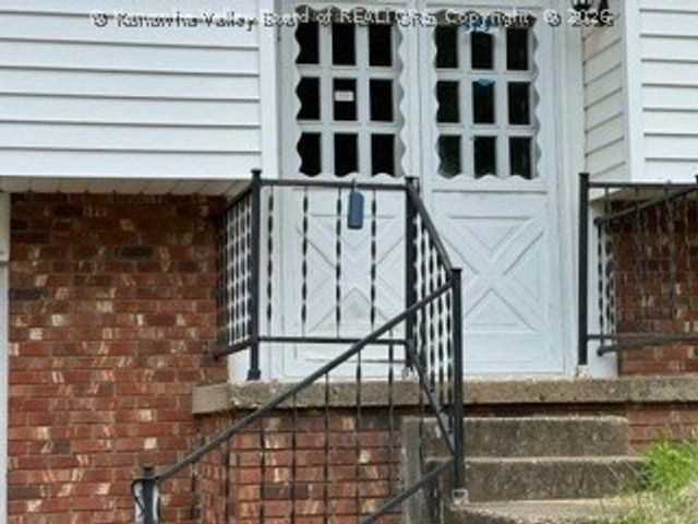 1226 Thomas Road, South Charleston, WV 25303