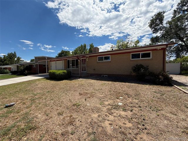 3352 W Aksarben Ave, Littleton, CO 80123