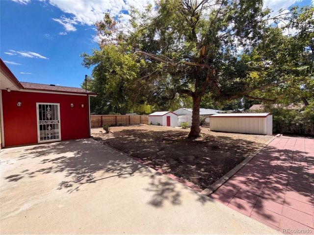 3352 W Aksarben Ave, Littleton, CO 80123