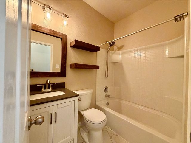 5817 Deck House Road, Fort Worth, TX 76179