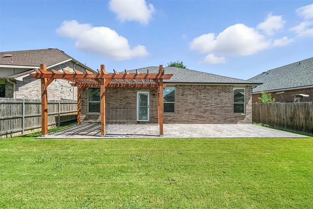 5817 Deck House Road, Fort Worth, TX 76179