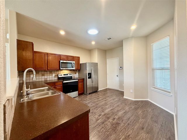 5817 Deck House Road, Fort Worth, TX 76179