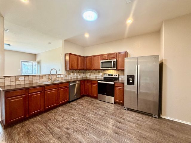 5817 Deck House Road, Fort Worth, TX 76179