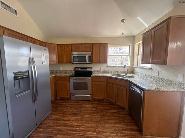 5004 BAYBERRY DRIVE, Wichita Falls, TX 76310