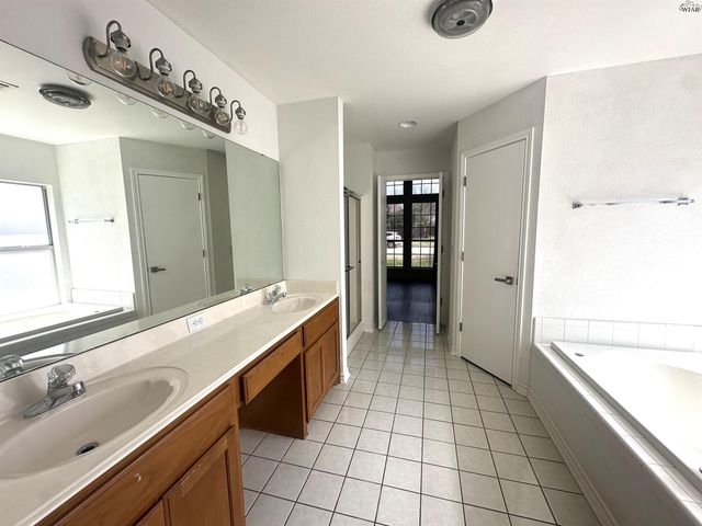 5004 BAYBERRY DRIVE, Wichita Falls, TX 76310