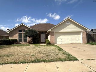 5004 BAYBERRY DRIVE, Wichita Falls, TX 76310