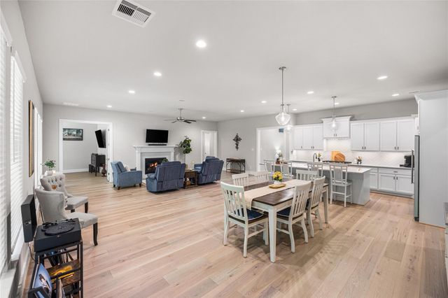 8927 Catamaran Way, Montgomery, TX 77316