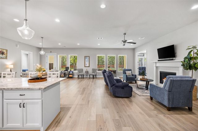 8927 Catamaran Way, Montgomery, TX 77316