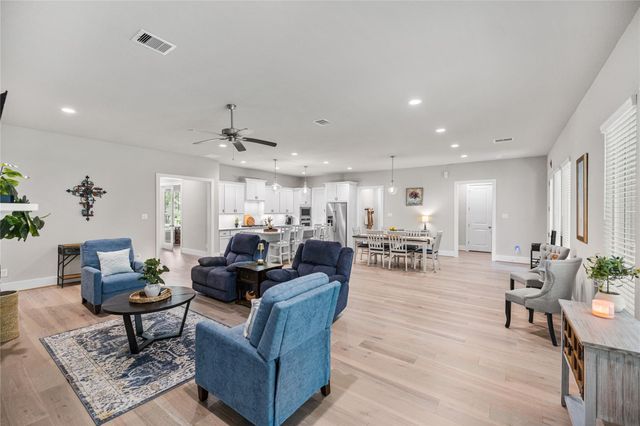 8927 Catamaran Way, Montgomery, TX 77316