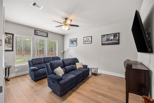 8927 Catamaran Way, Montgomery, TX 77316
