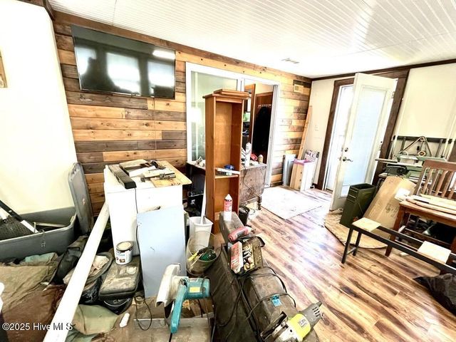 1281 Old Chinquapin Road, Beulaville, NC 28518