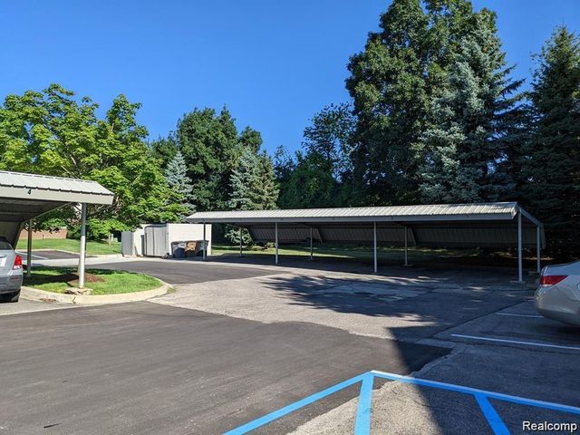 2246 Touchdown Court 1, Ypsilanti, MI 48197