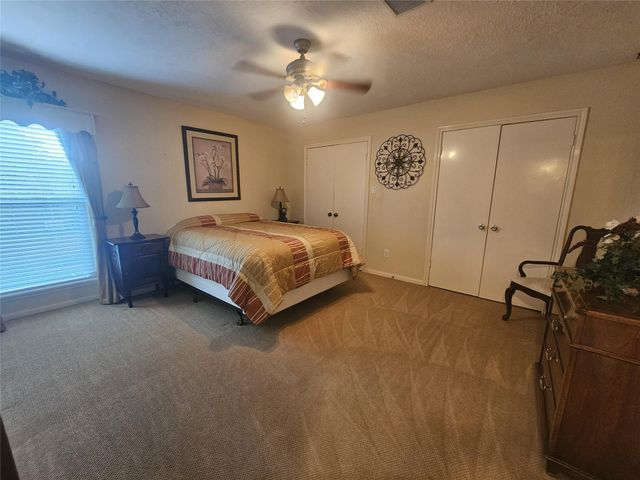 548 River Plantation Drive, Conroe, TX 77302