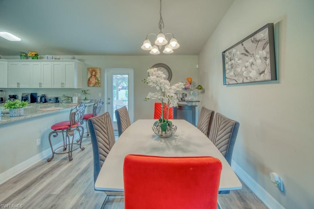 Image 18 of property listing at 520 Wilmington PKWY, Cape Coral, FL 33993