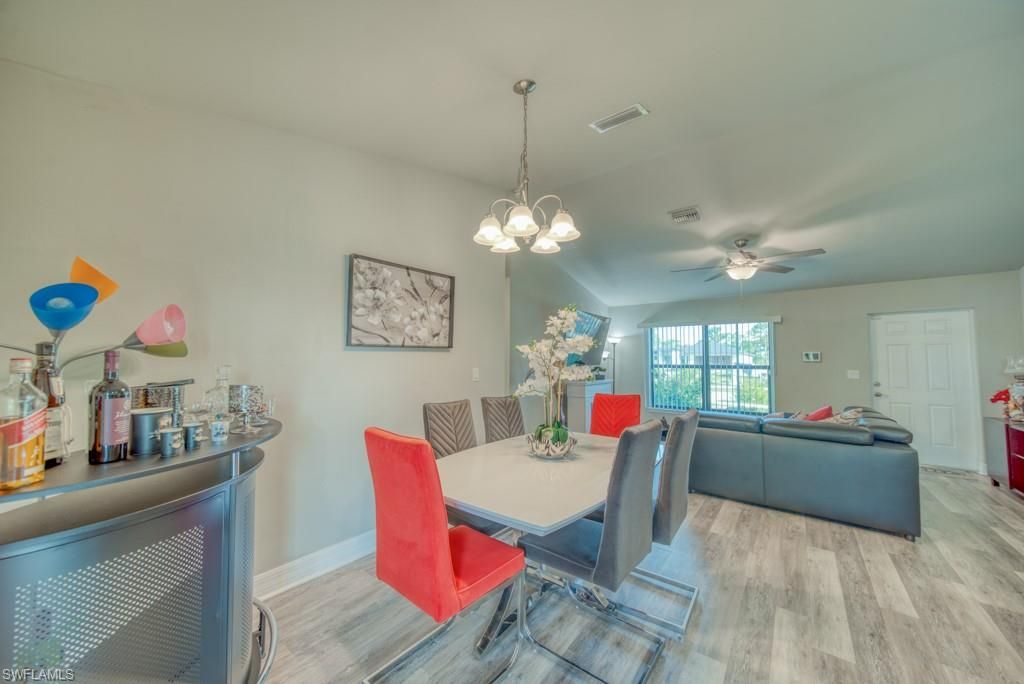Image 20 of property listing at 520 Wilmington PKWY, Cape Coral, FL 33993
