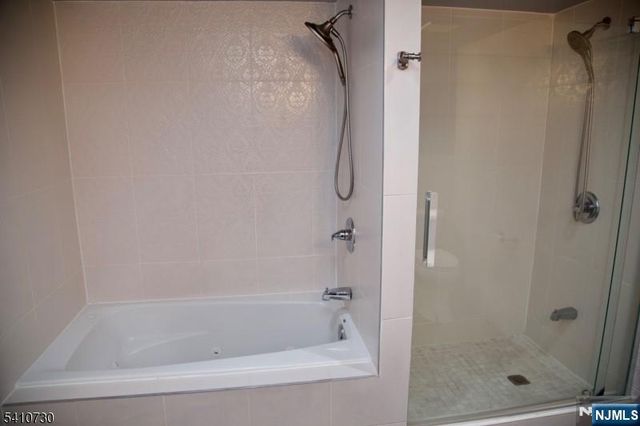 2 Edith Court, East Hanover Twp, NJ 07936