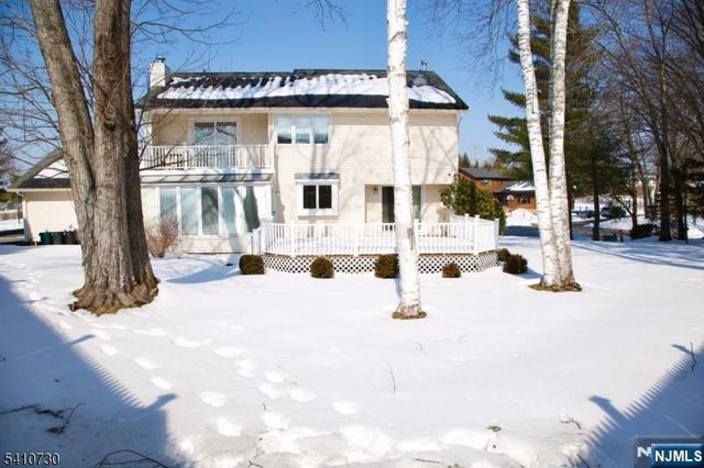 2 Edith Court, East Hanover Twp, NJ 07936