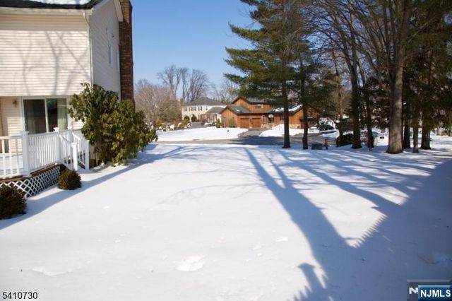 2 Edith Court, East Hanover Twp, NJ 07936