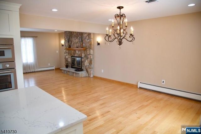 2 Edith Court, East Hanover Twp, NJ 07936