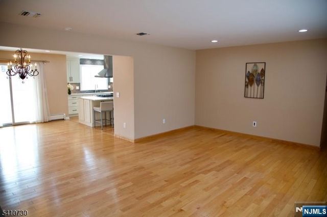 2 Edith Court, East Hanover Twp, NJ 07936