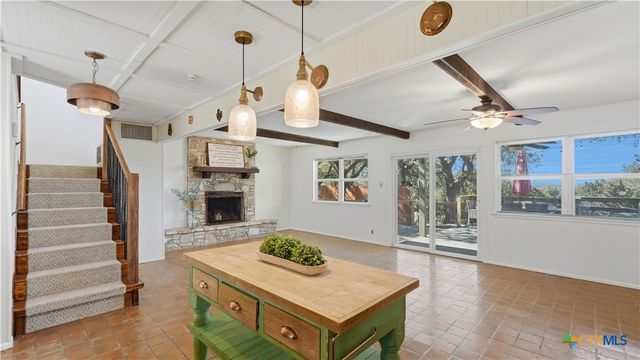 817 Scenic Drive, Canyon Lake, TX 78133