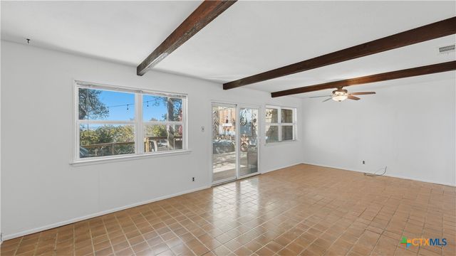 817 Scenic Drive, Canyon Lake, TX 78133