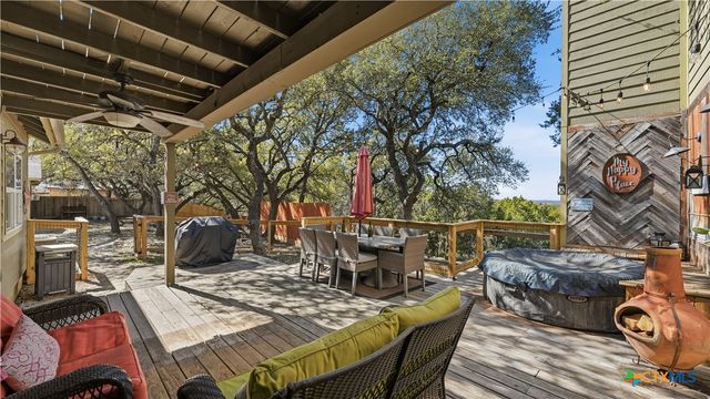 817 Scenic Drive, Canyon Lake, TX 78133