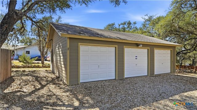 817 Scenic Drive, Canyon Lake, TX 78133