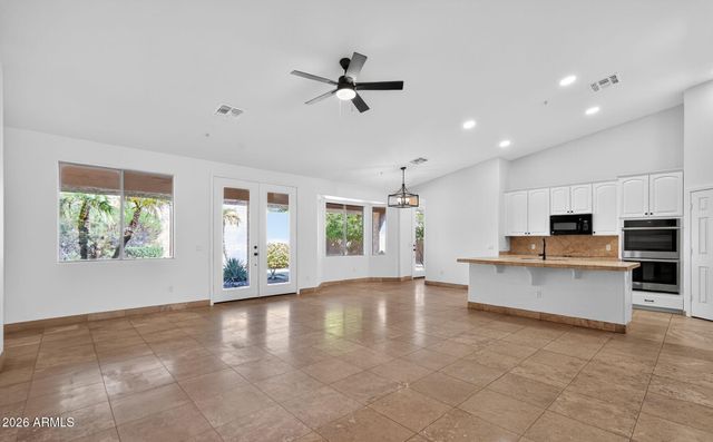 7742 E LOS GATOS Drive, Scottsdale, AZ 85255