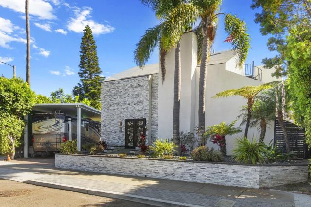 3304 Buena Vista Street, San Diego, CA 92109