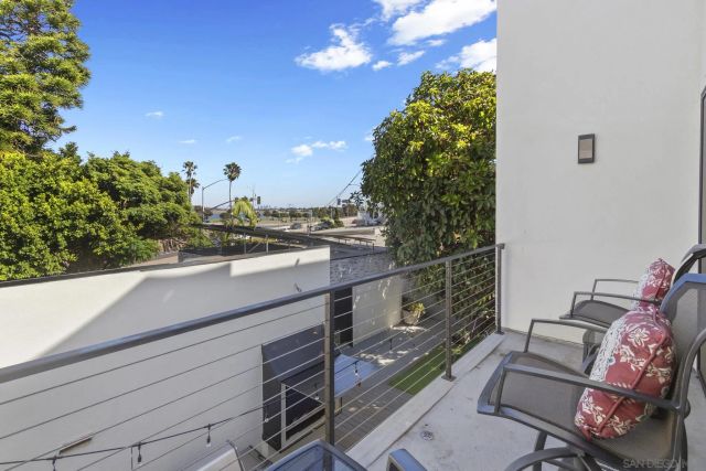 3304 Buena Vista Street, San Diego, CA 92109