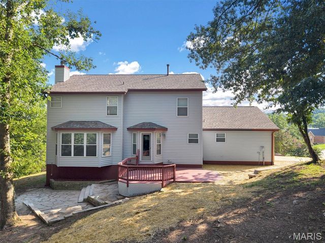5839 Brookstone Terrace Drive, St Louis, MO 63129