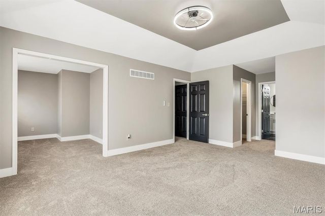 5839 Brookstone Terrace Drive, St Louis, MO 63129