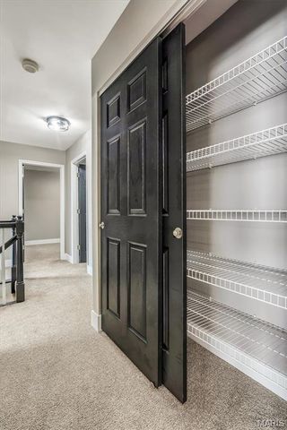5839 Brookstone Terrace Drive, St Louis, MO 63129
