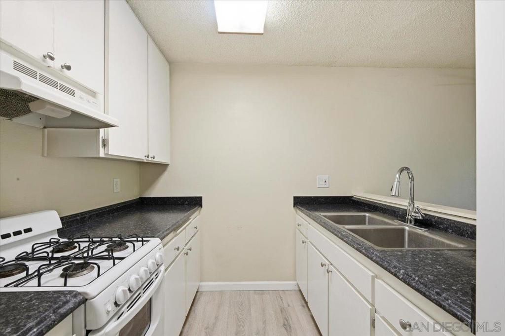 Image 15 of property listing at 1625 Hotel Circle S C210, San Diego, CA 92108