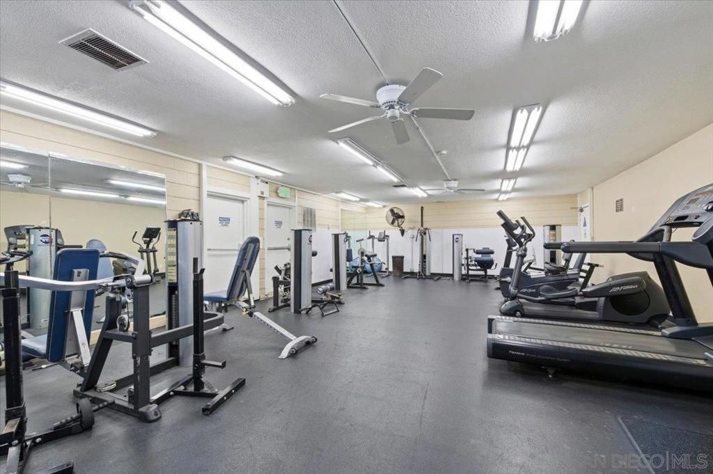 Image 45 of property listing at 1625 Hotel Circle S C210, San Diego, CA 92108