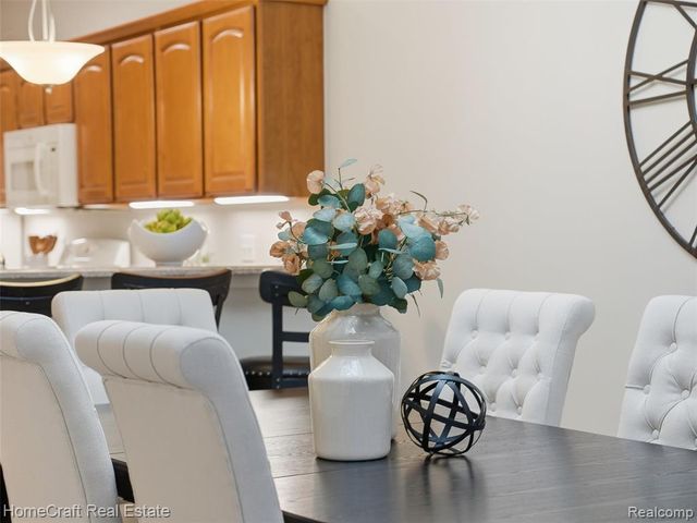 36036 Traditions Drive, Westland, MI 48185