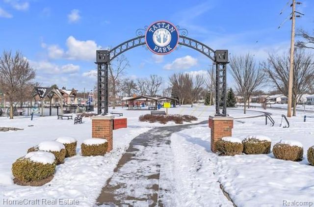 36036 Traditions Drive, Westland, MI 48185