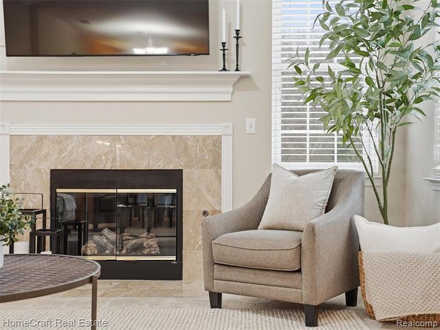 36036 Traditions Drive, Westland, MI 48185