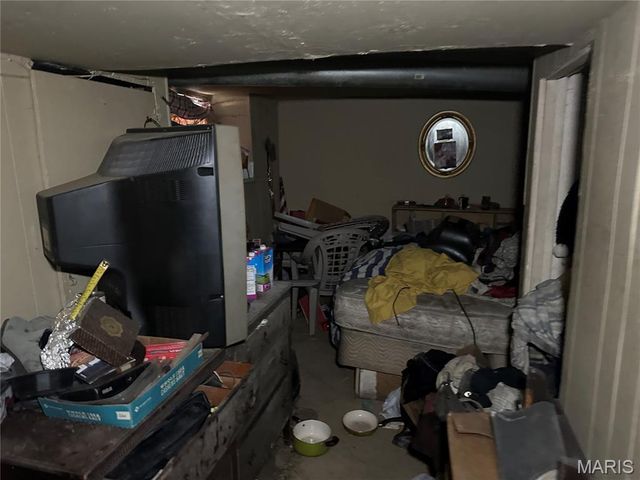 5226 Theodosia Avenue, St Louis, MO 63113