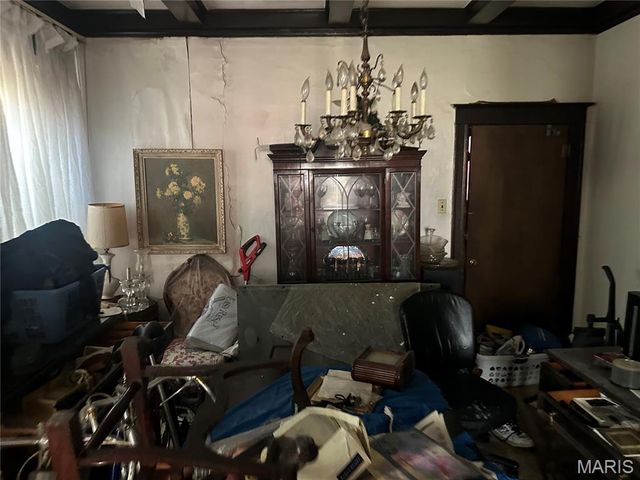 5226 Theodosia Avenue, St Louis, MO 63113