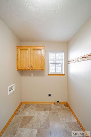 275 Richmond Circle, Idaho Falls, ID 83404