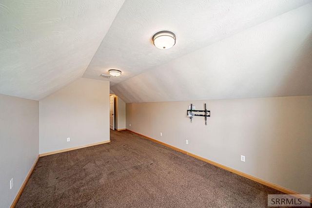 275 Richmond Circle, Idaho Falls, ID 83404