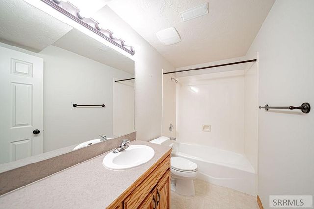 275 Richmond Circle, Idaho Falls, ID 83404