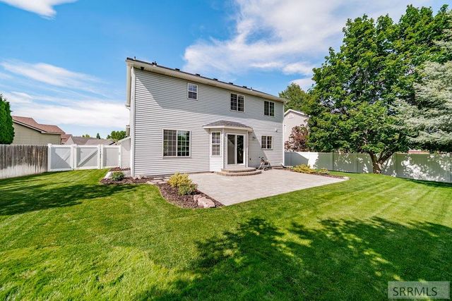275 Richmond Circle, Idaho Falls, ID 83404