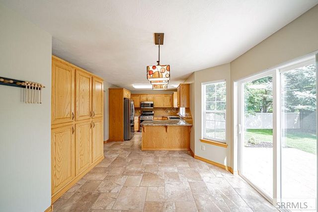 275 Richmond Circle, Idaho Falls, ID 83404