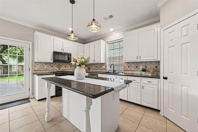 17127 Coral Cove Court, Houston, TX 77095