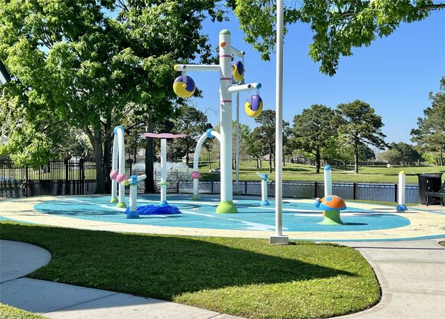 17127 Coral Cove Court, Houston, TX 77095