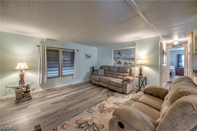 229 Shrub LN N, North Fort Myers, FL 33917