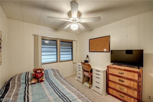 229 Shrub LN N, North Fort Myers, FL 33917